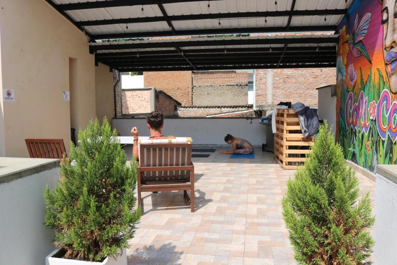 Oasis Cali Hostel Екстер'єр фото