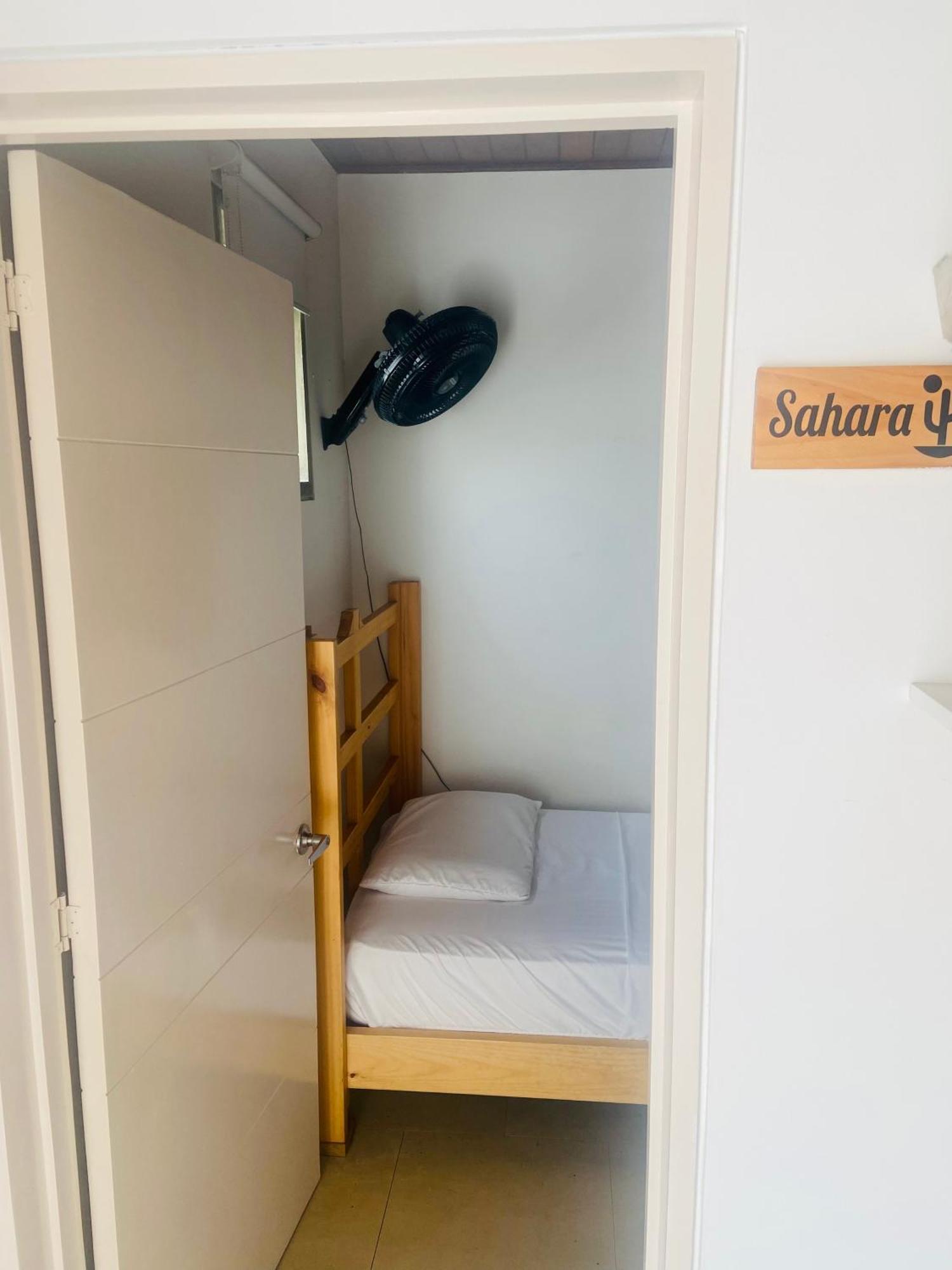 Oasis Cali Hostel Екстер'єр фото