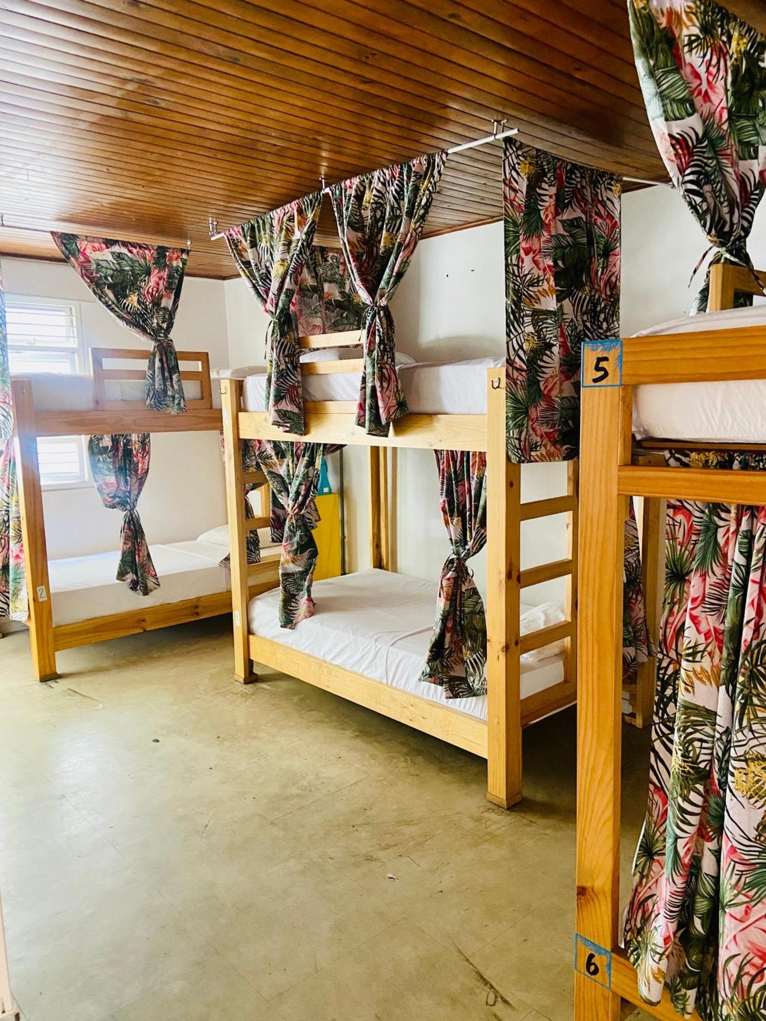 Oasis Cali Hostel Екстер'єр фото