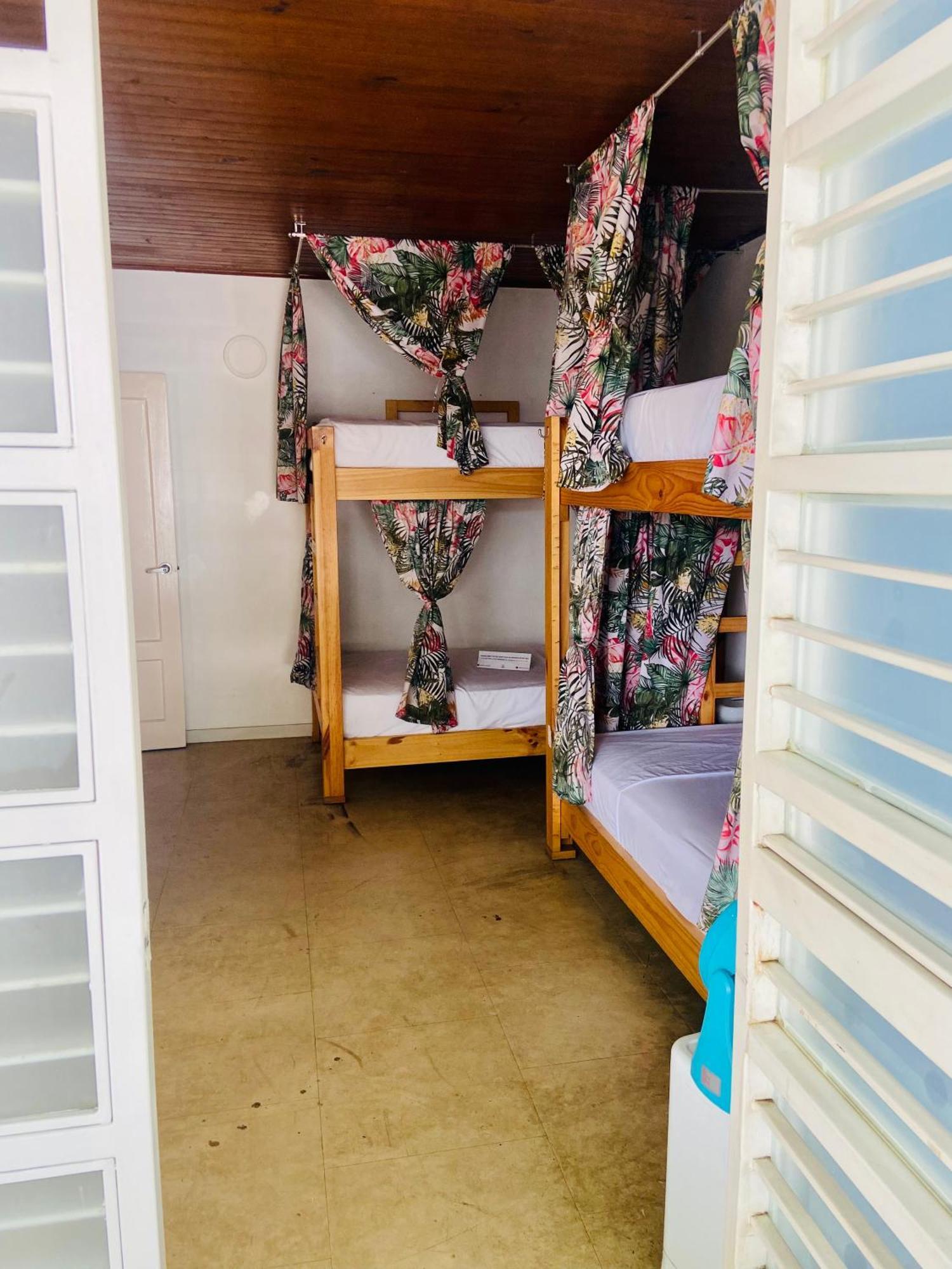 Oasis Cali Hostel Екстер'єр фото