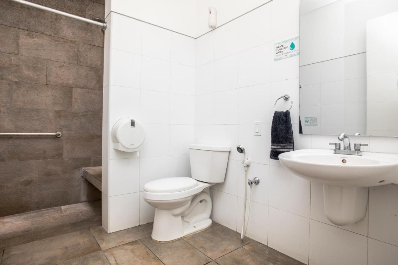 Oasis Cali Hostel Екстер'єр фото